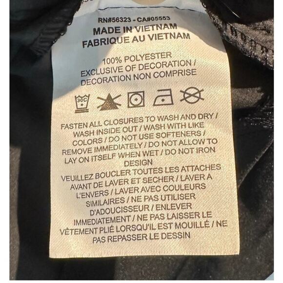 Nike Size Medium Women's Running Jacket Black Zipper Pockets thumb holes crop - Picture 6 of 8